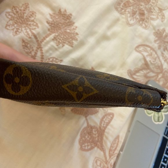 COPY - Louis Vuitton Vintage Mini Pochette - Picture 13 of 16
